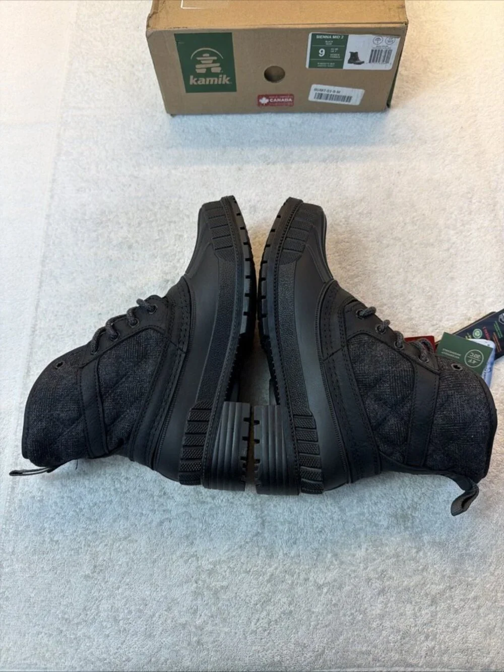 Kamik Sienna Mid 2 Waterproof Duck Boots Black Soft Sock Upper Women SZ 9 New